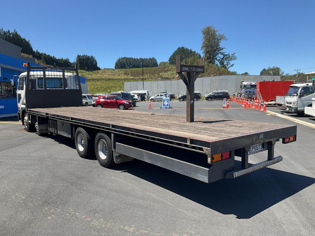Photo '6' of Nissan DIESEL CG52 8X4 Flat Deck