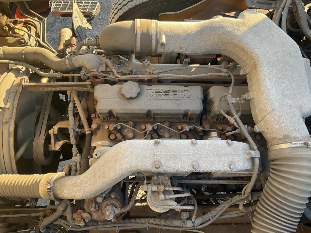 Photo '17' of Nissan Diesel CW380 Tanker Photo '17' of Nissan Diesel CW380 Tanker