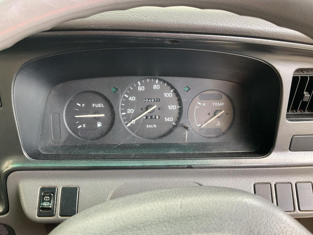 Photo '21' of Nissan Homy Photo '21' of Nissan Homy