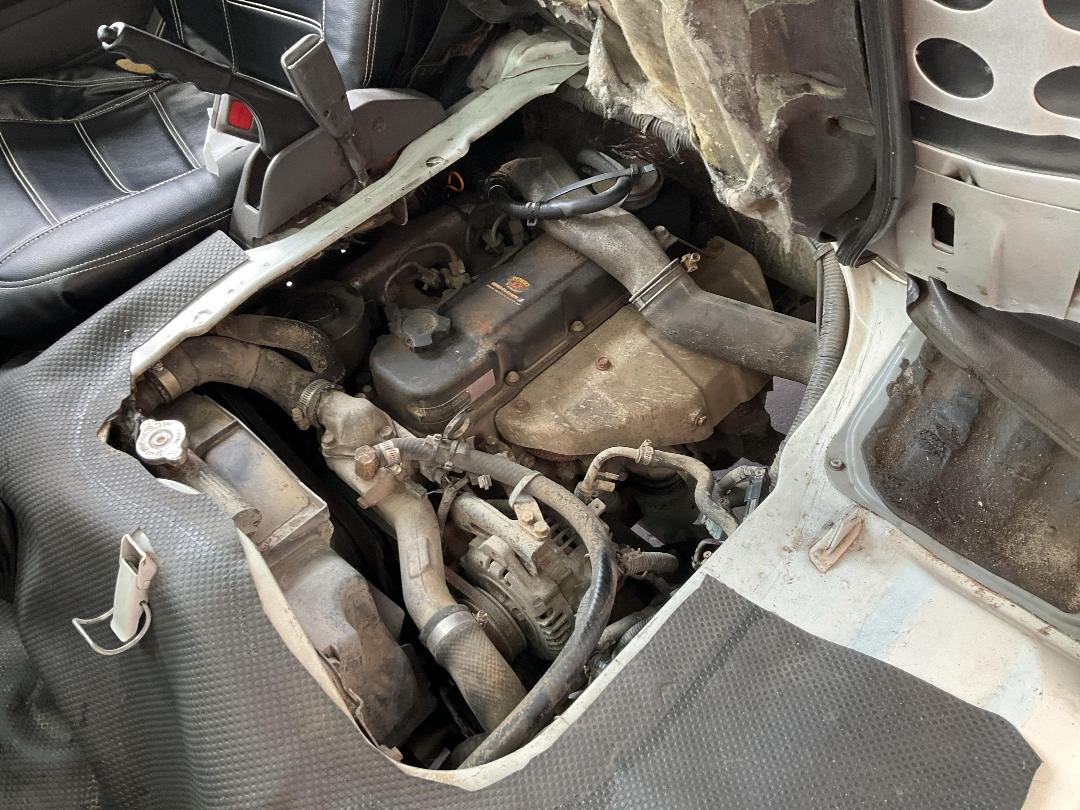 Photo '25' of Nissan Homy Photo '25' of Nissan Homy