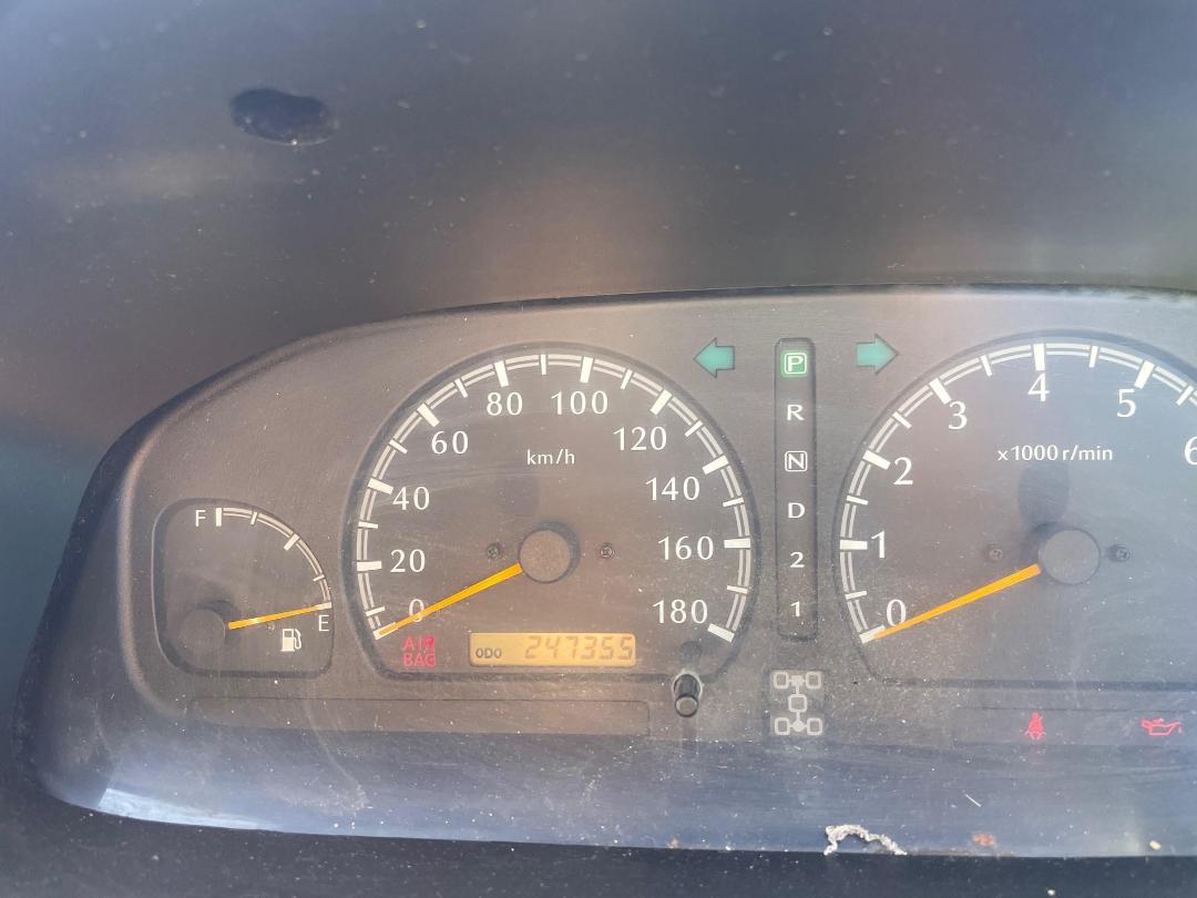 Photo '2' of Nissan Homy Elgrand