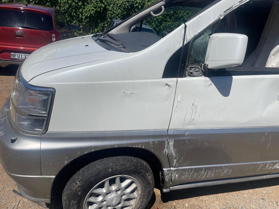 Photo '8' of Nissan Homy Elgrand