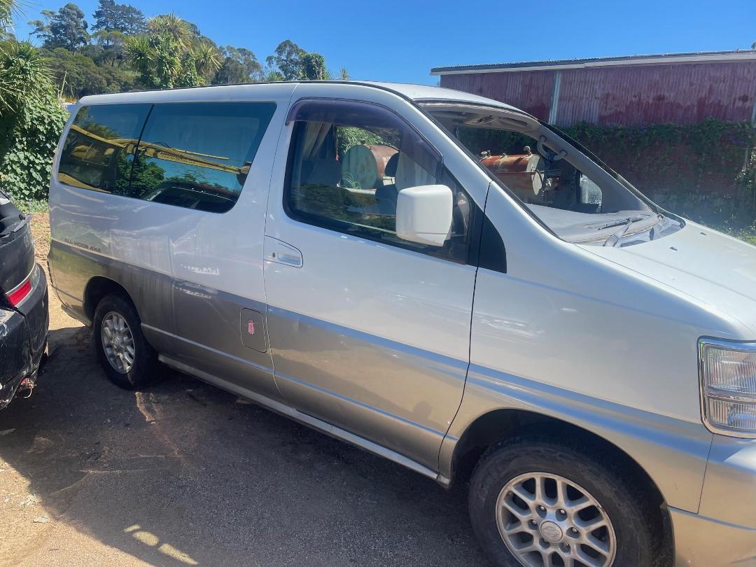 Photo '9' of Nissan Homy Elgrand