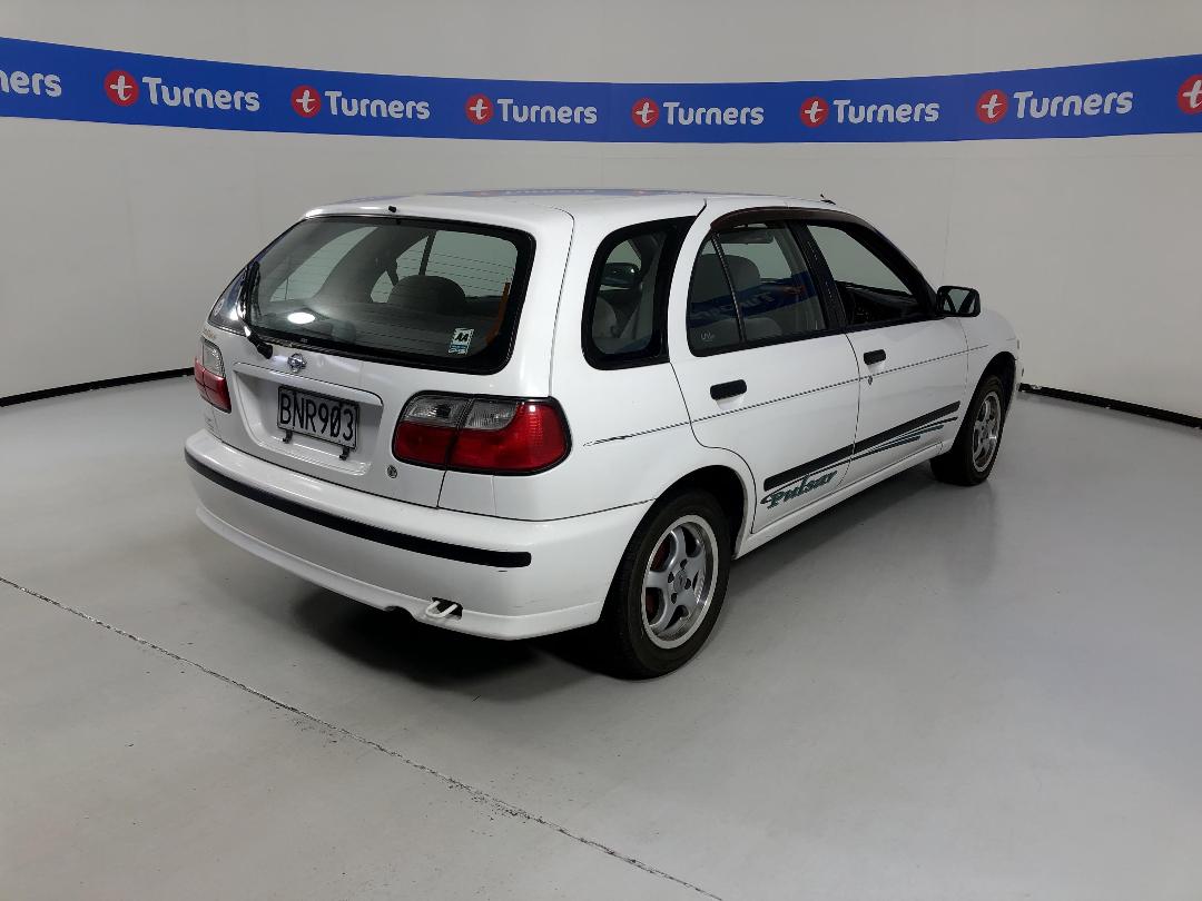 Photo '7' of Nissan Lucino