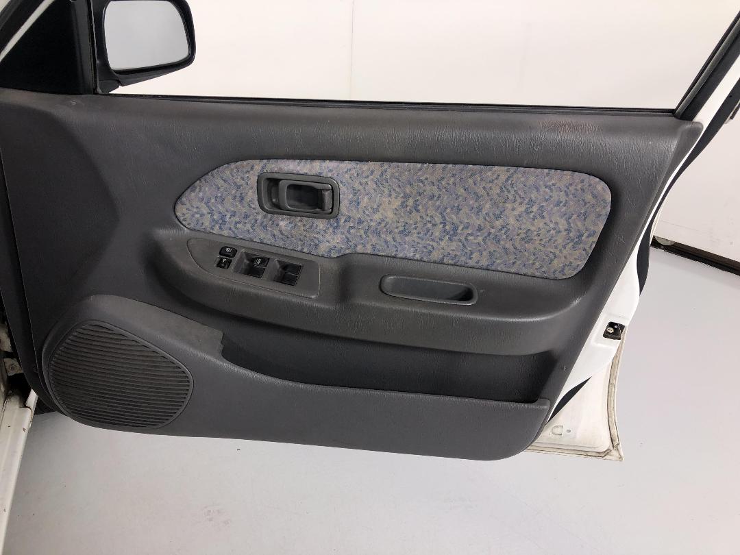 Photo '15' of Nissan Lucino