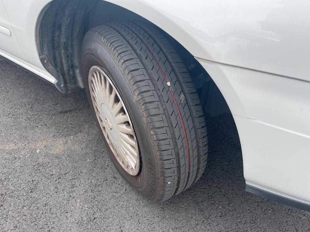 Photo '13' of Nissan Presea Photo '13' of Nissan Presea