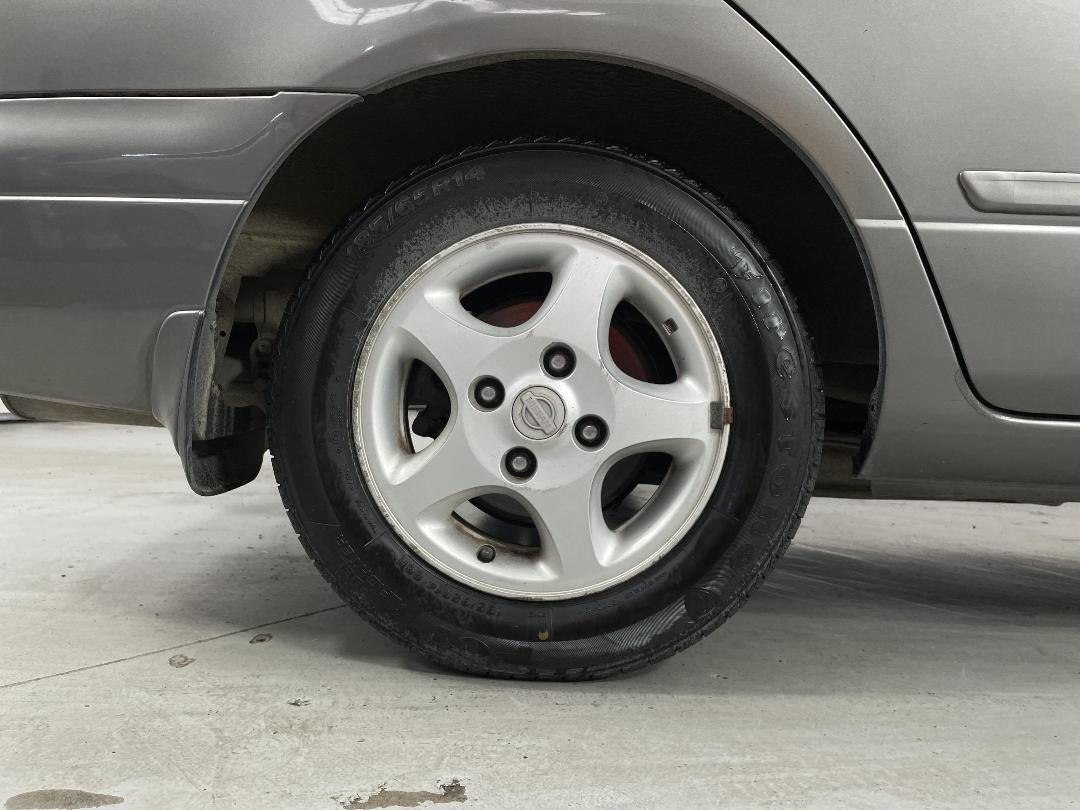 Photo '12' of Nissan Primera