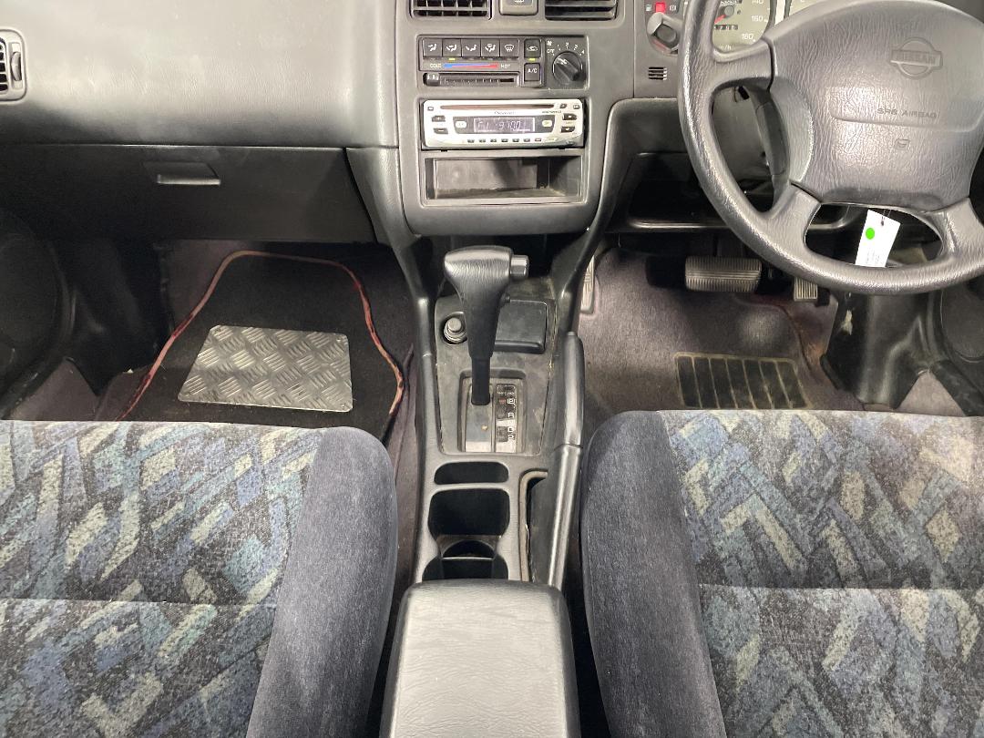 Photo '18' of Nissan Primera