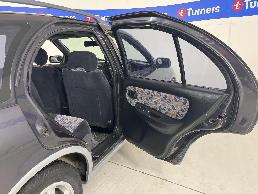 Photo '19' of Nissan Pulsar Photo '19' of Nissan Pulsar