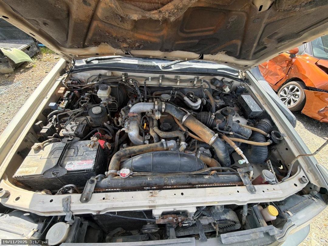 Photo '7' of Nissan Terrano Photo '7' of Nissan Terrano