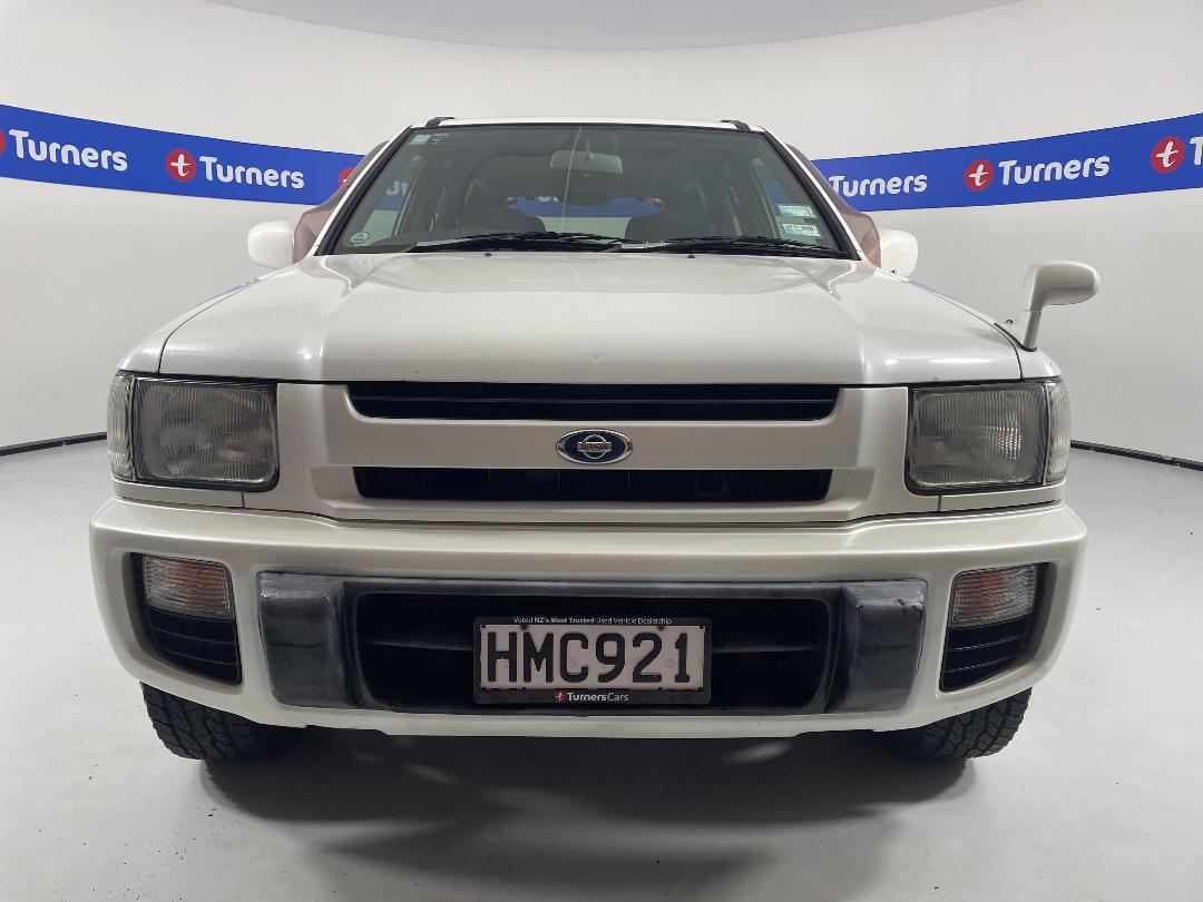 Photo '2' of Nissan Terrano Photo '2' of Nissan Terrano