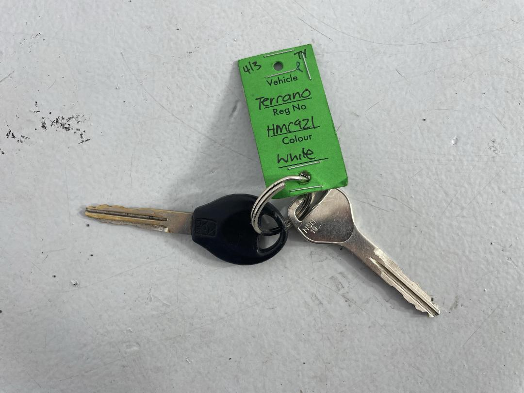 Photo '22' of Nissan Terrano Photo '22' of Nissan Terrano