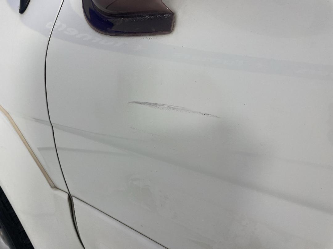 Photo '29' of Nissan Terrano Photo '29' of Nissan Terrano