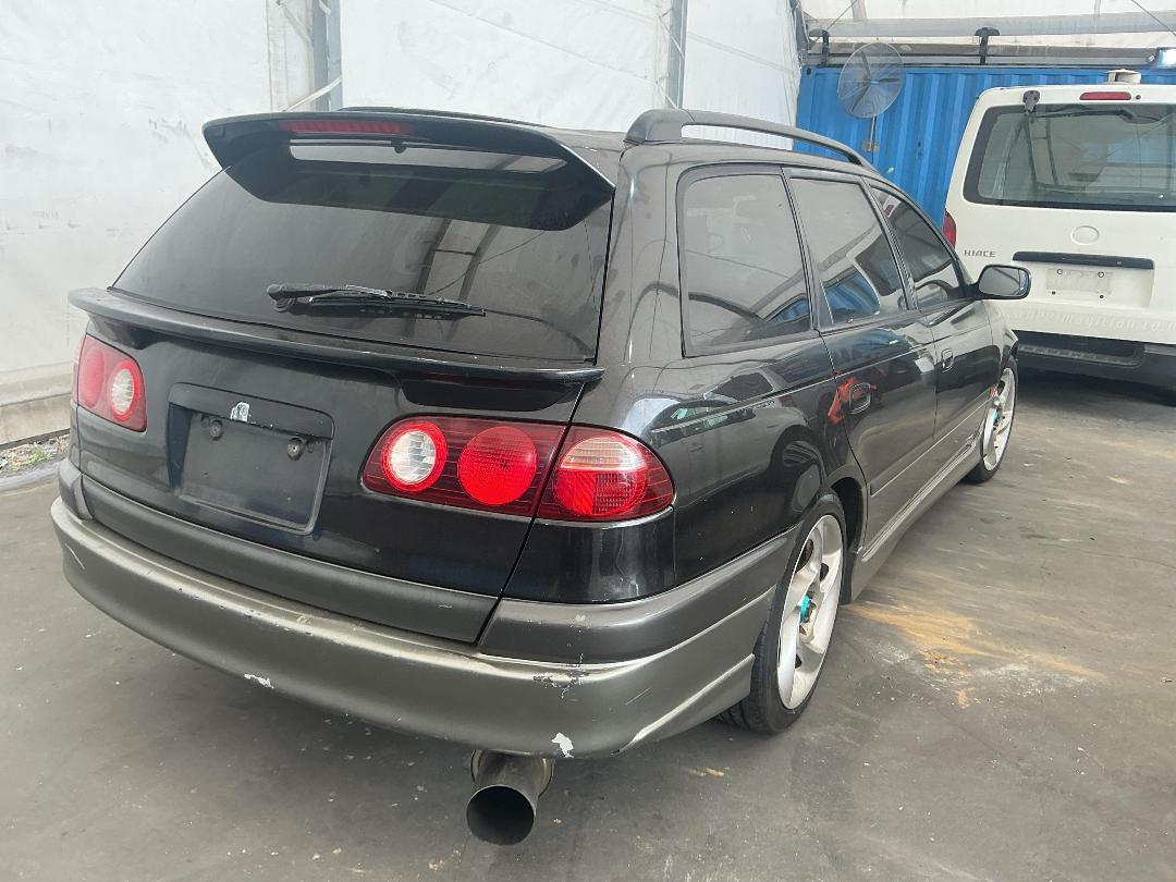 Photo '6' of Toyota Caldina