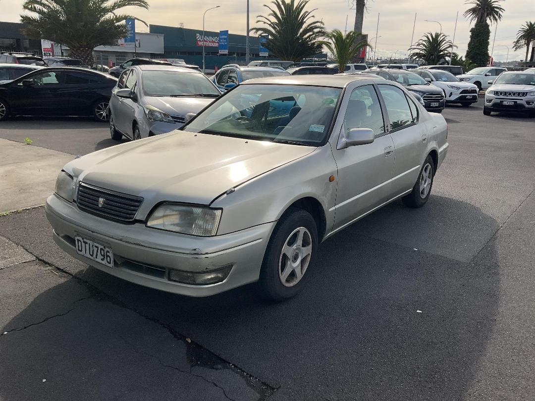 Photo '3' of Toyota Camry Lumiere