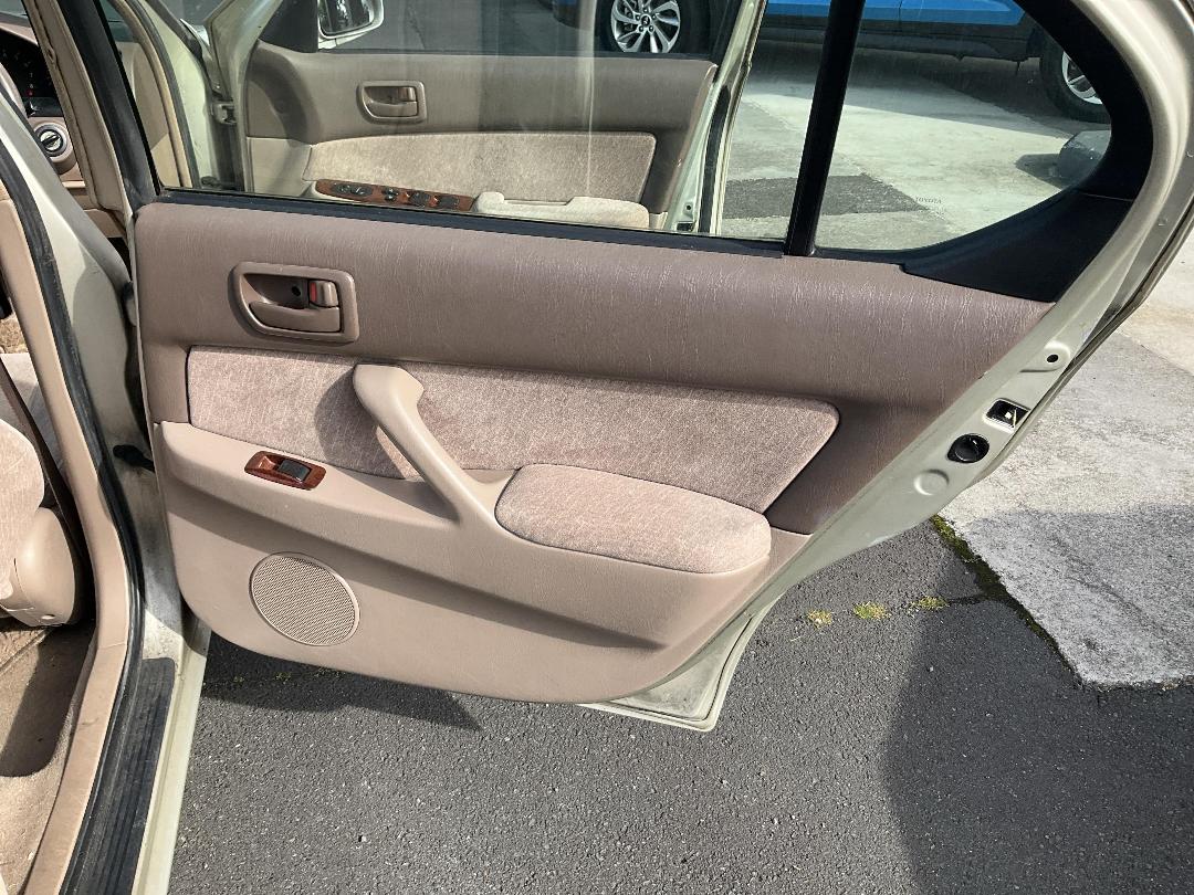 Photo '17' of Toyota Camry Lumiere