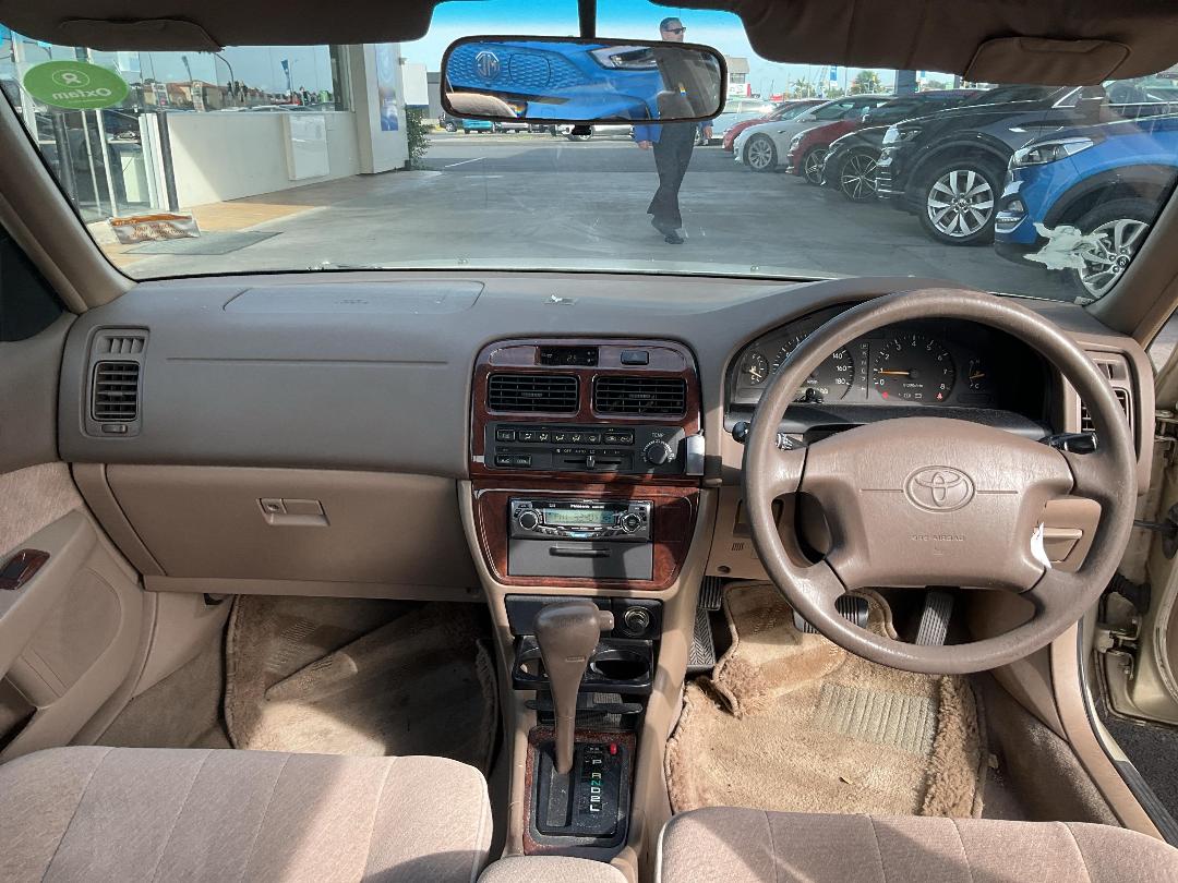 Photo '15' of Toyota Camry Lumiere