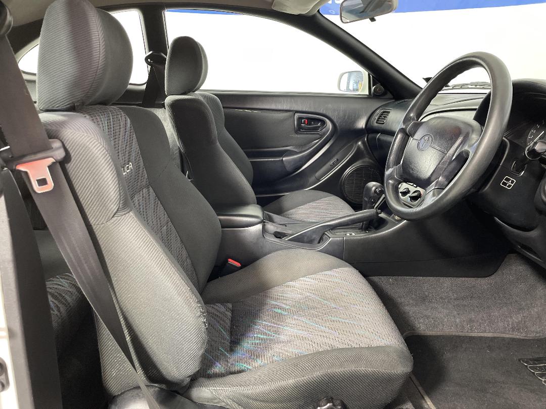 Photo '16' of Toyota Celica Photo '16' of Toyota Celica