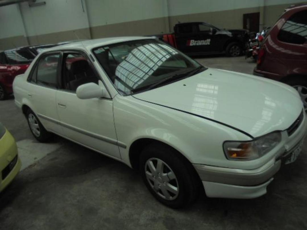 Photo '2' of Toyota Corolla XE Photo '2' of Toyota Corolla XE