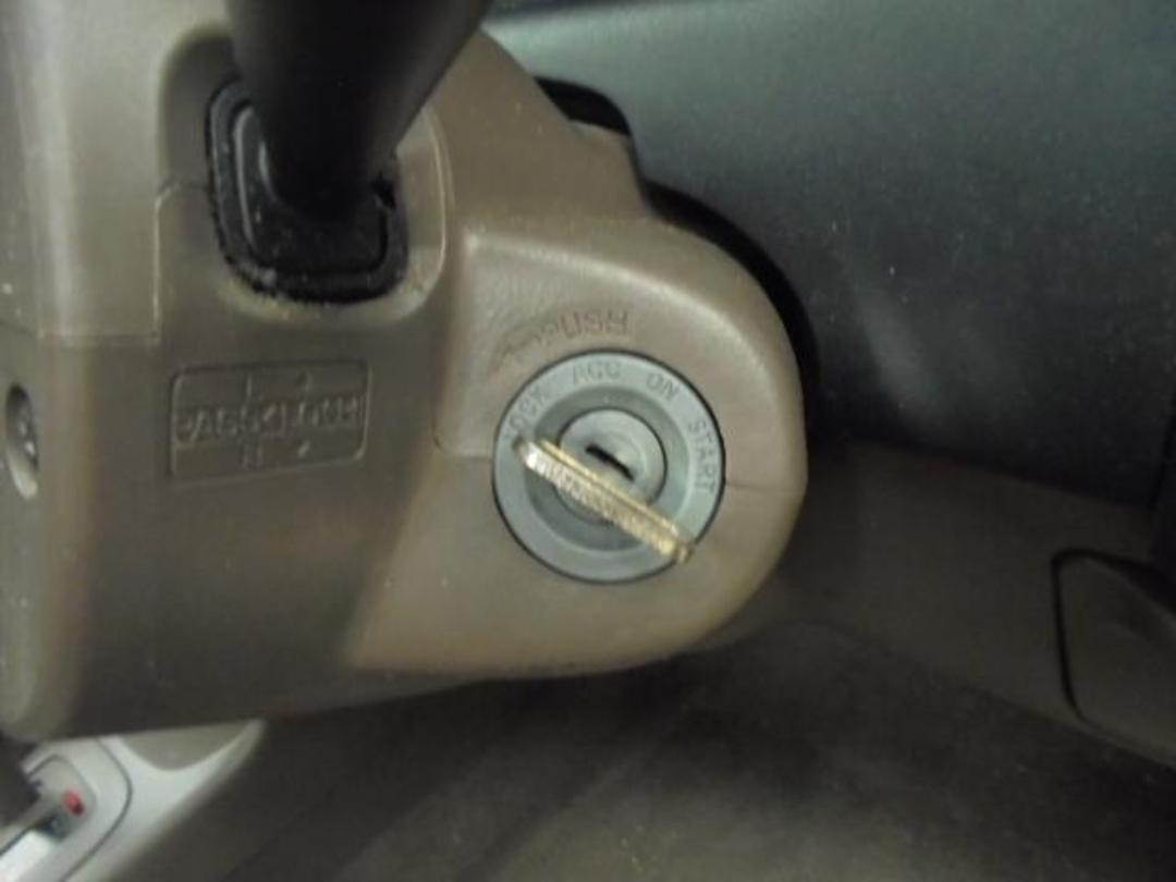 Photo '15' of Toyota Corolla XE Photo '15' of Toyota Corolla XE