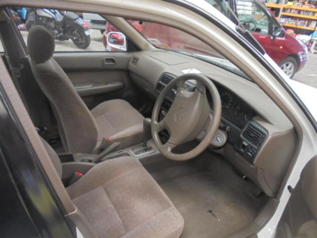 Photo '13' of Toyota Corolla XE Photo '13' of Toyota Corolla XE