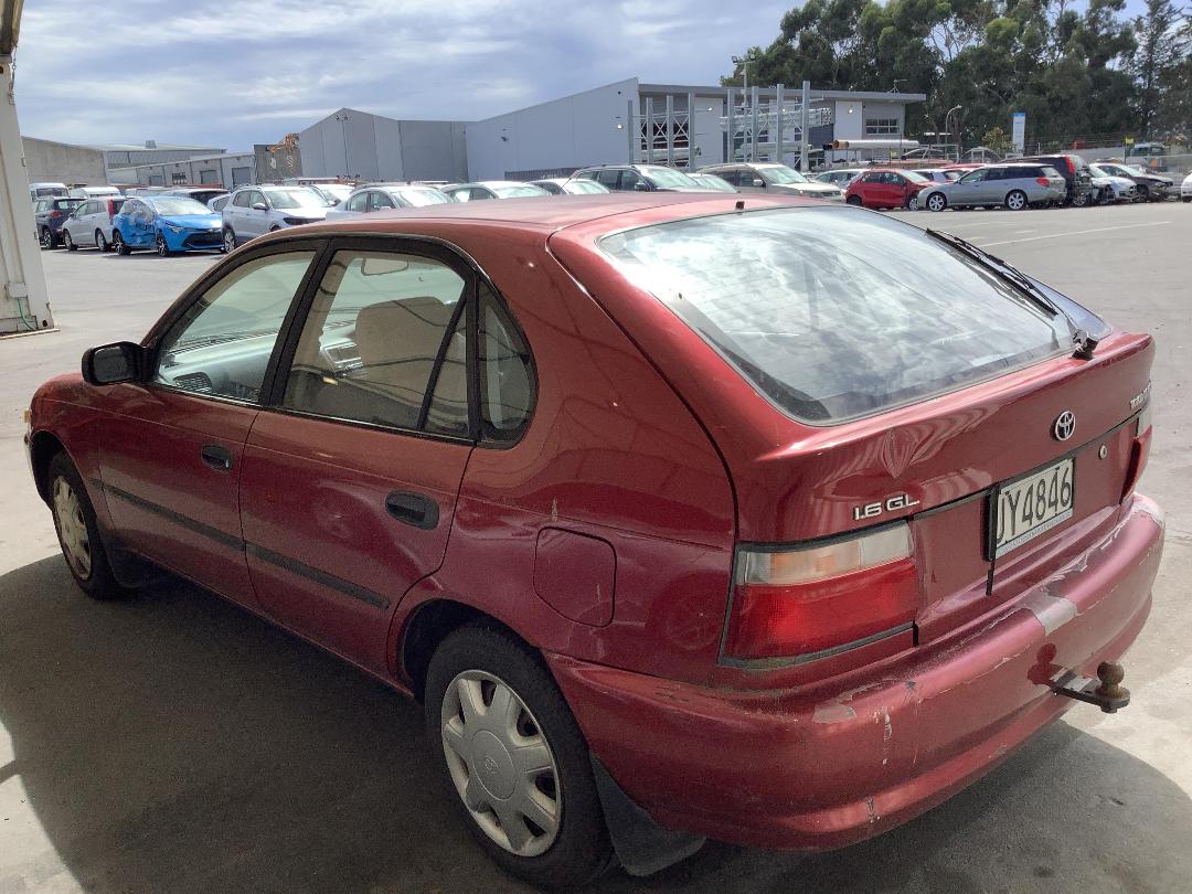Photo '4' of Toyota Corolla GL
