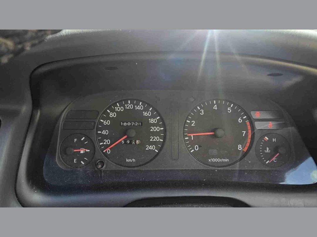 Photo '13' of Toyota Corolla GLX