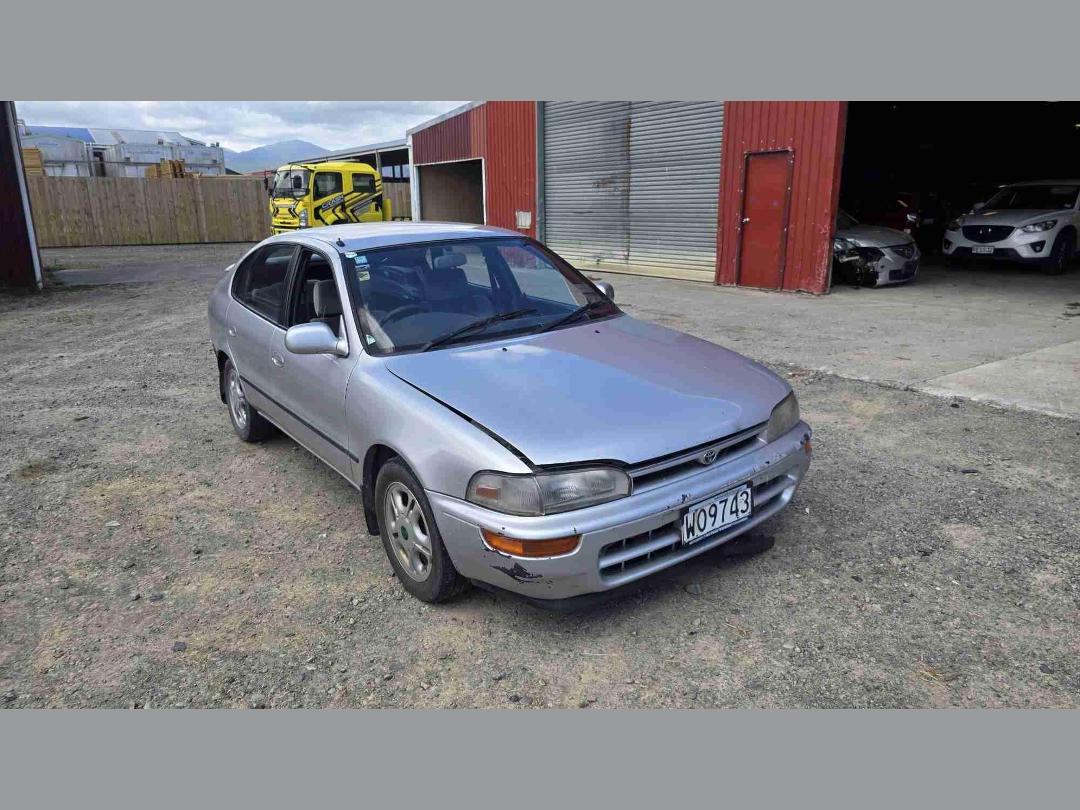 Photo '2' of Toyota Corolla GLX