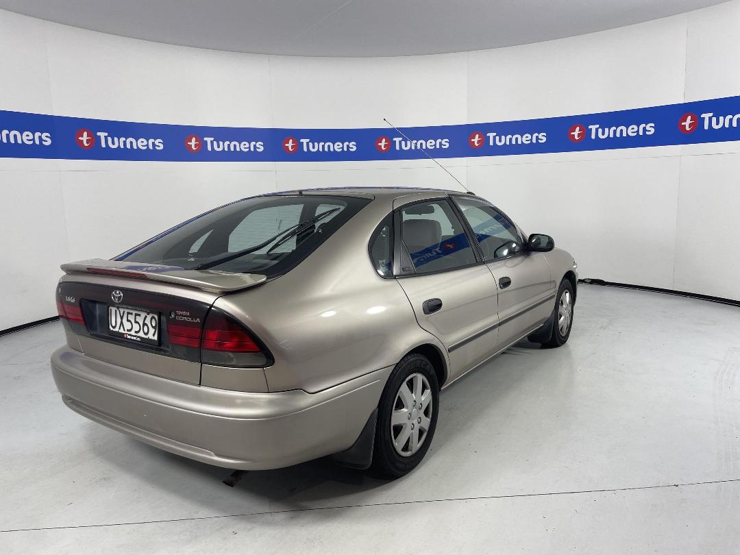 Photo '7' of Toyota Corolla