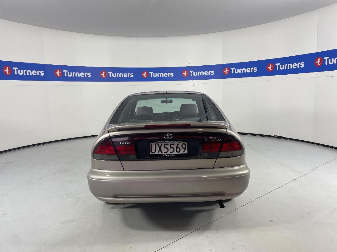 Photo '6' of Toyota Corolla