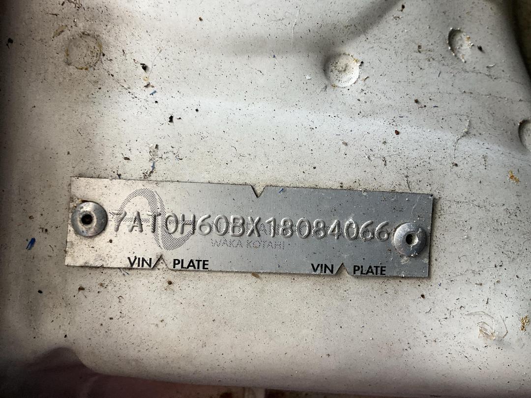 Photo '35' of Toyota Crown Royal Saloon