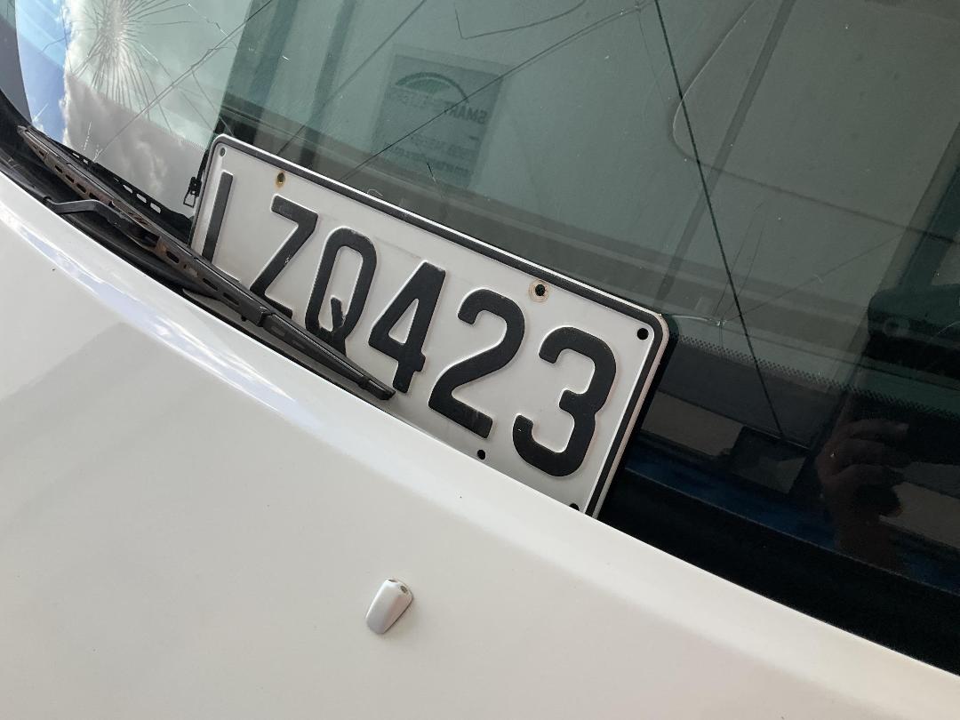 Photo '37' of Toyota Crown Royal Saloon