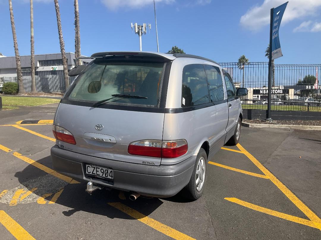 Photo '5' of Toyota Emina Estima Photo '5' of Toyota Emina Estima