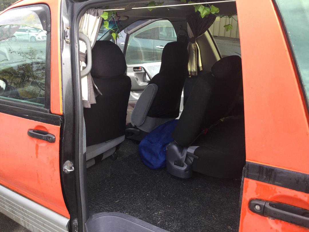 Photo '7' of Toyota Estima