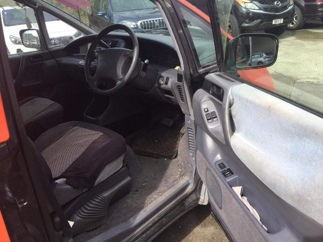 Photo '9' of Toyota Estima