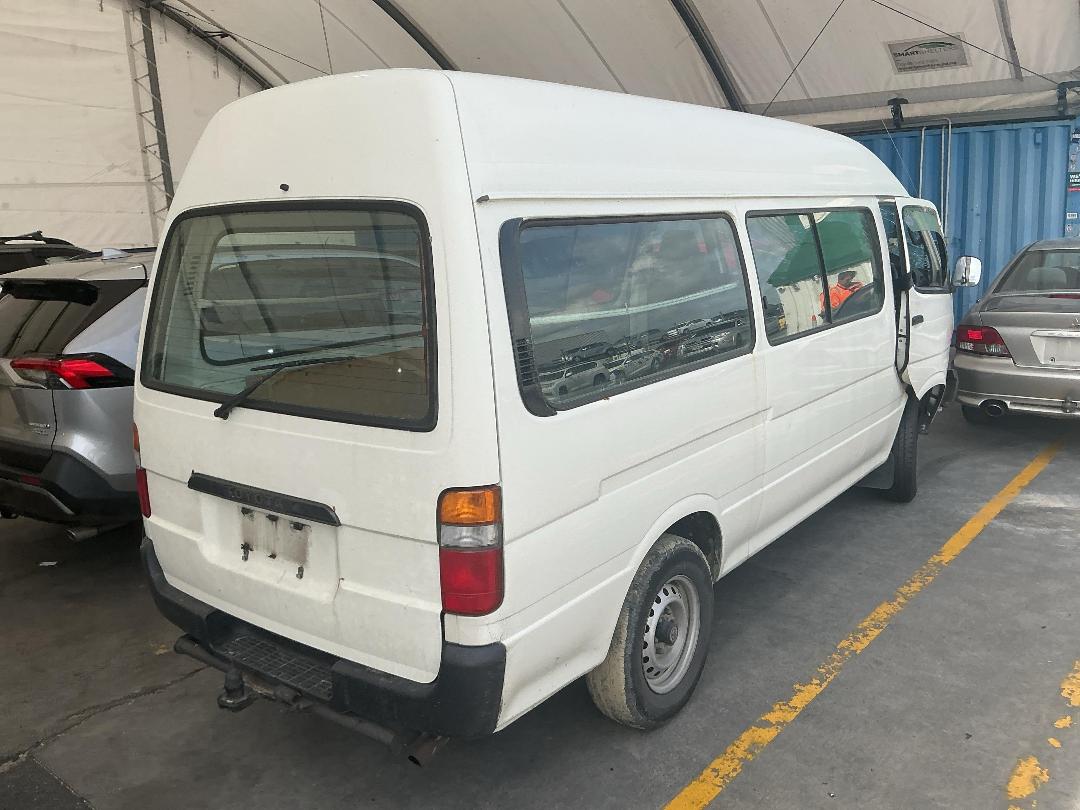 Photo '13' of Toyota Hiace Photo '13' of Toyota Hiace