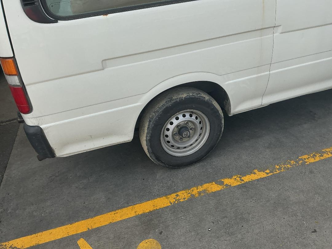 Photo '14' of Toyota Hiace Photo '14' of Toyota Hiace