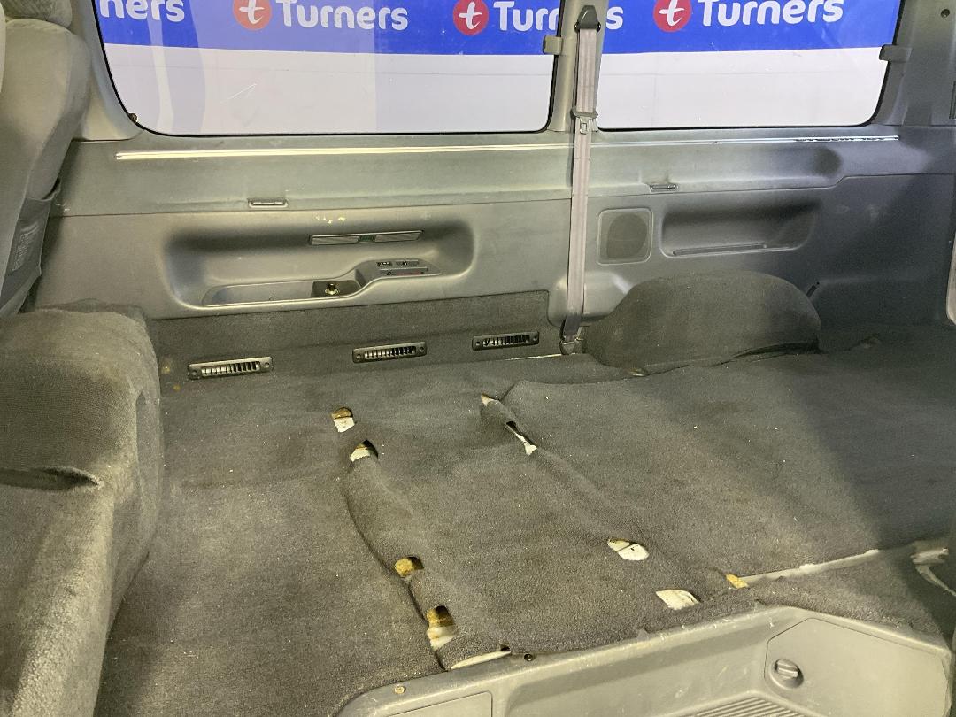 Photo '20' of Toyota Hiace Photo '20' of Toyota Hiace