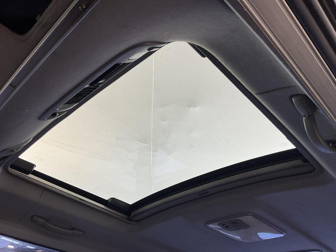 Photo '28' of Toyota Hiace Photo '28' of Toyota Hiace