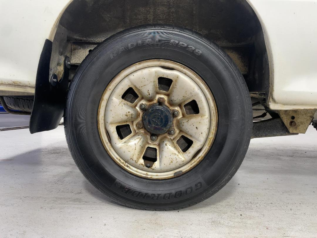 Photo '12' of Toyota Hiace