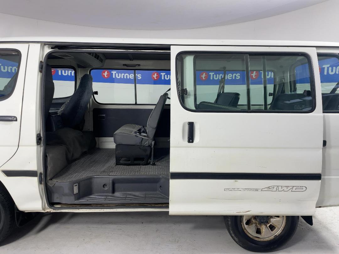 Photo '19' of Toyota Hiace