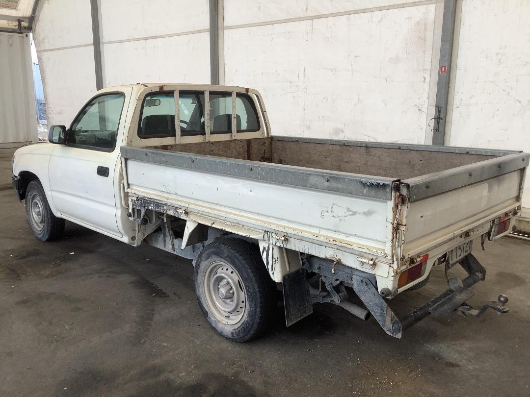 Photo '8' of Toyota Hilux Photo '8' of Toyota Hilux