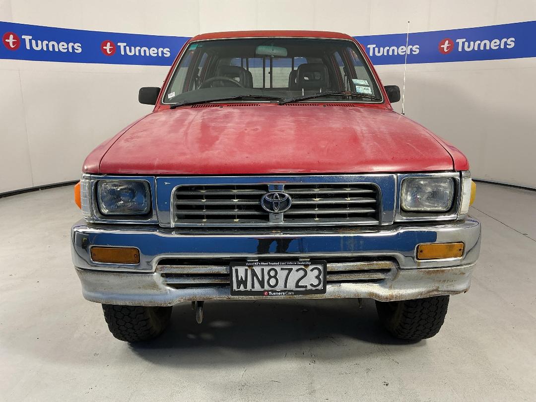 Photo '2' of Toyota Hilux Photo '2' of Toyota Hilux