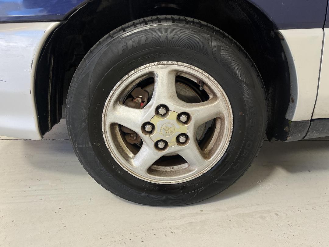 Photo '8' of Toyota Ipsum