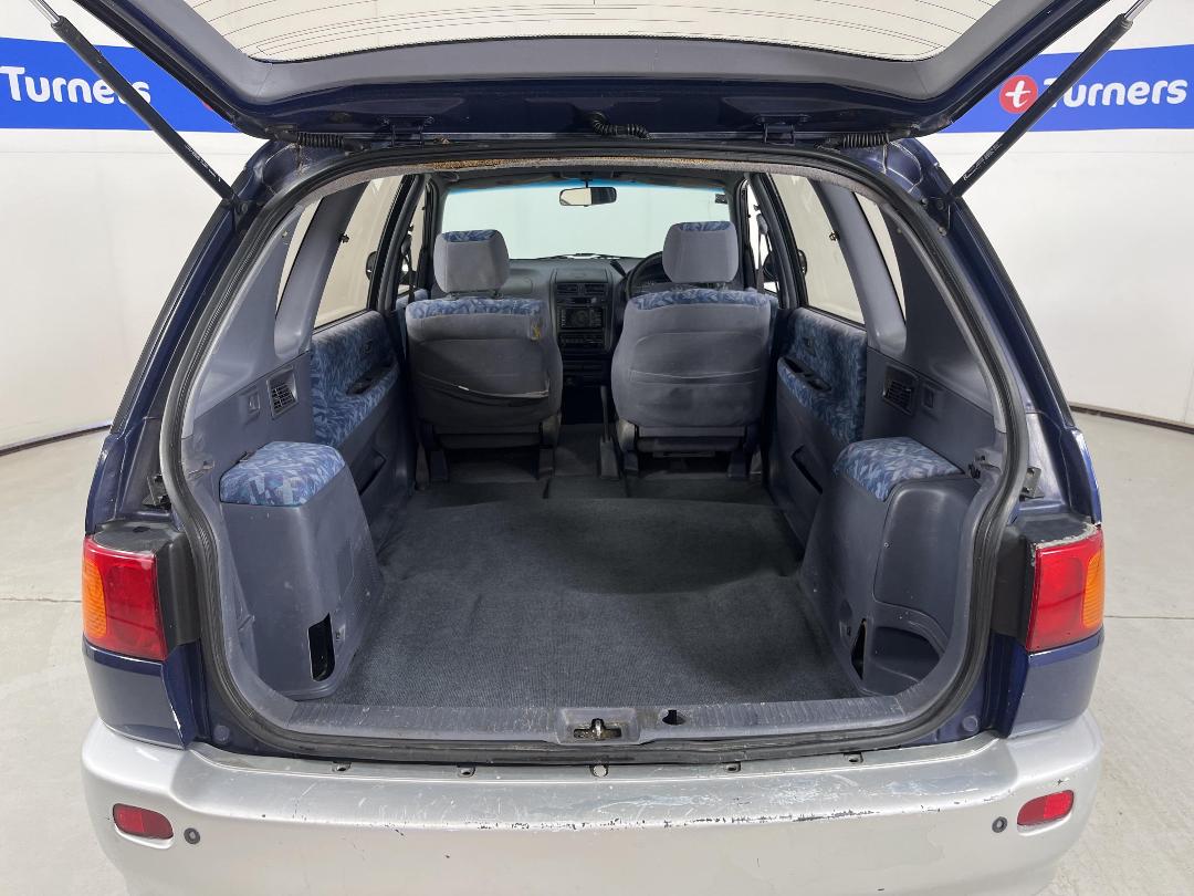 Photo '12' of Toyota Ipsum