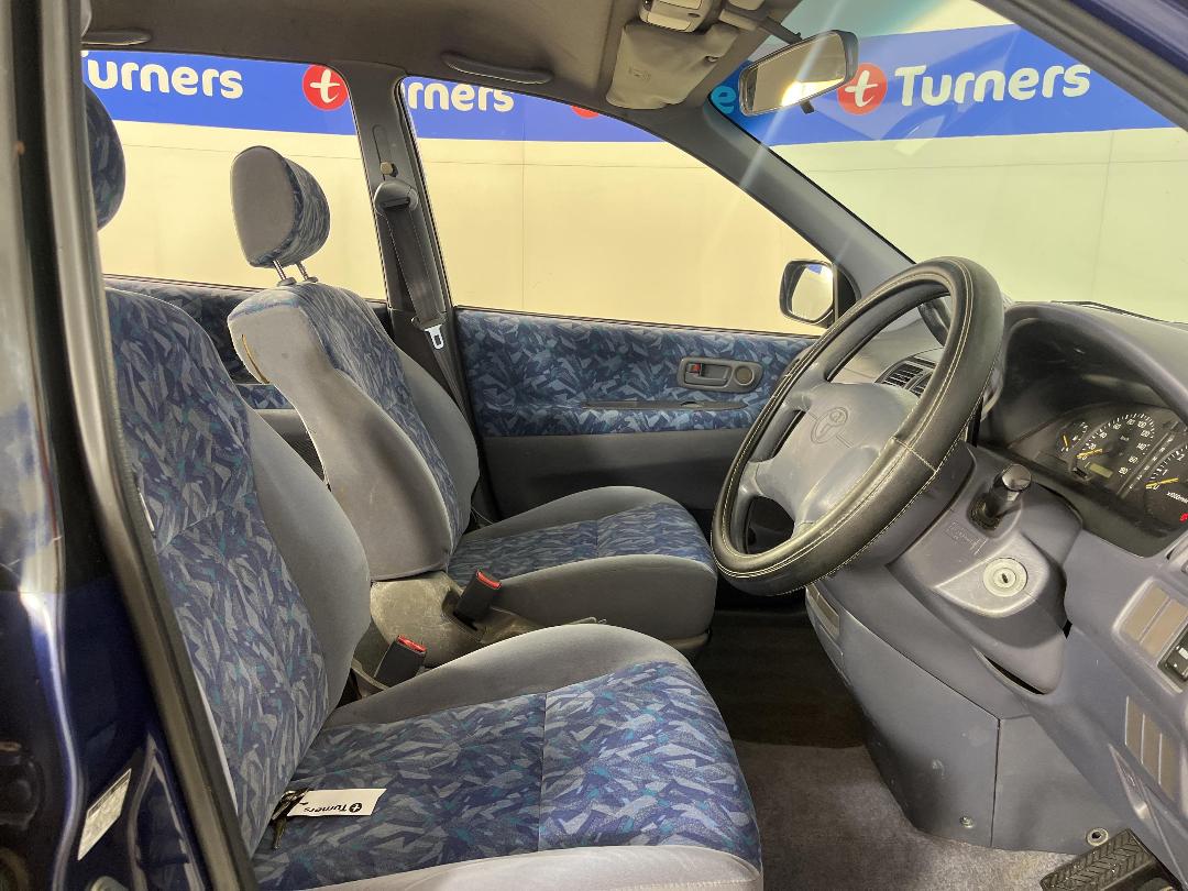 Photo '14' of Toyota Ipsum