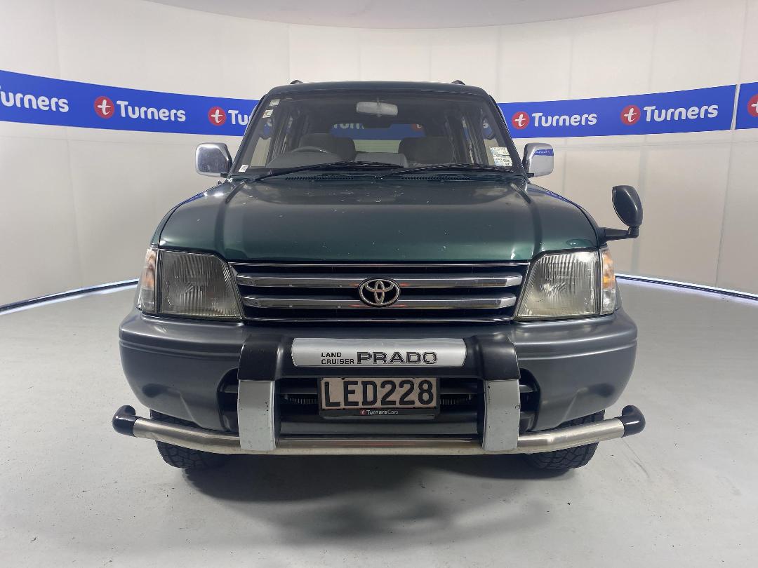 Photo '2' of Toyota Landcruiser Prado Photo '2' of Toyota Landcruiser Prado