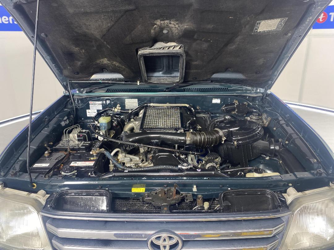 Photo '13' of Toyota Landcruiser Prado Photo '13' of Toyota Landcruiser Prado