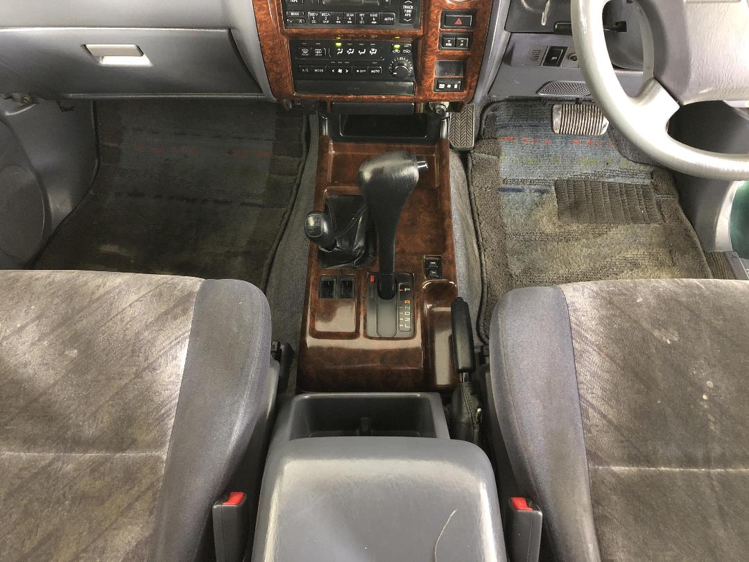 Photo '18' of Toyota Landcruiser Prado