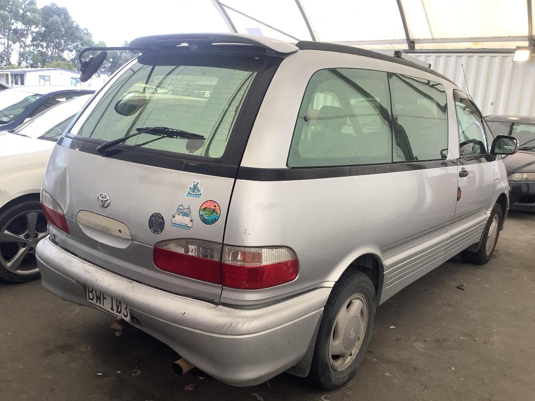 Photo '4' of Toyota Lucida Estima Photo '4' of Toyota Lucida Estima